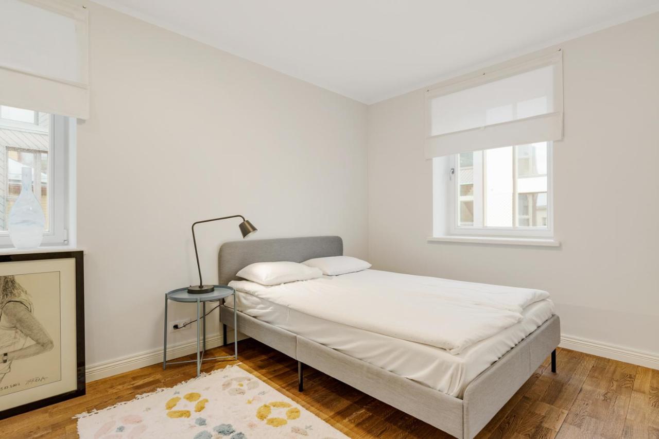 Charming 1Br In Superb Location, Free Parking & Wi-Fi Leilighet Tallinn Eksteriør bilde
