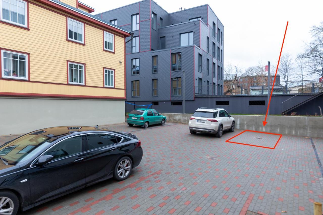 Charming 1Br In Superb Location, Free Parking & Wi-Fi Leilighet Tallinn Eksteriør bilde